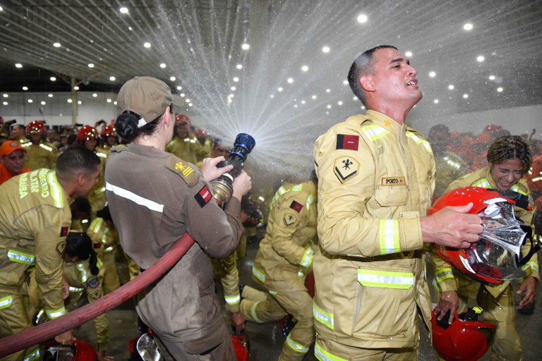 2025.09.17 solenidade de formatura PM e bombeiros © Carlos Rodrigo (137).JPG