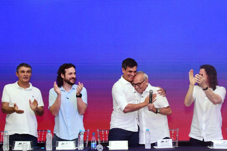 2026.04.27 Coletiva Cícero Lucena em Campina Grande © Julio Cezar Peres (14).JPG