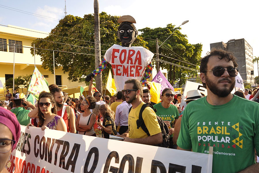 2 Fora Temer.jpg