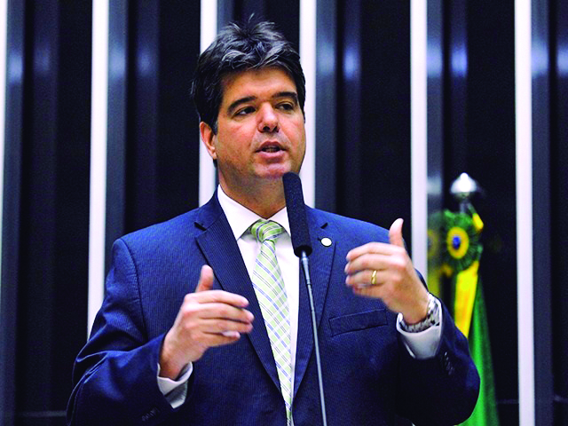 Ruy Carneiro.jpg