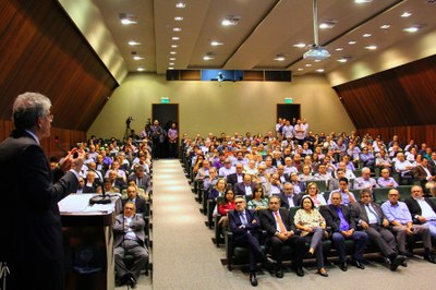 Em sua palestra, o governador Ricardo Coutinho comentou que a experiência da Paraíba pressupõe a responsabilidade fiscal, econômica, social e democrática