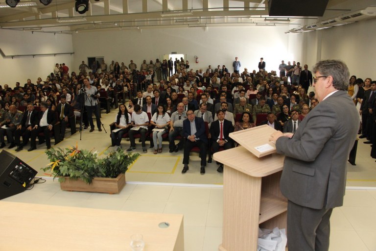 governador-acadepol.jpg