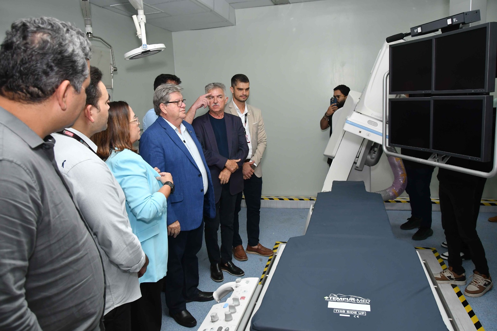 2025.09.18 Governador entrega equipamentos hospitalares Hosp Dom José Maria Pires© Leonardo Ariel (9) Nova Hemodinâmica.JPG