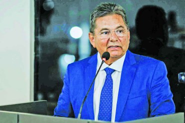 Adriano Galdino.jpg