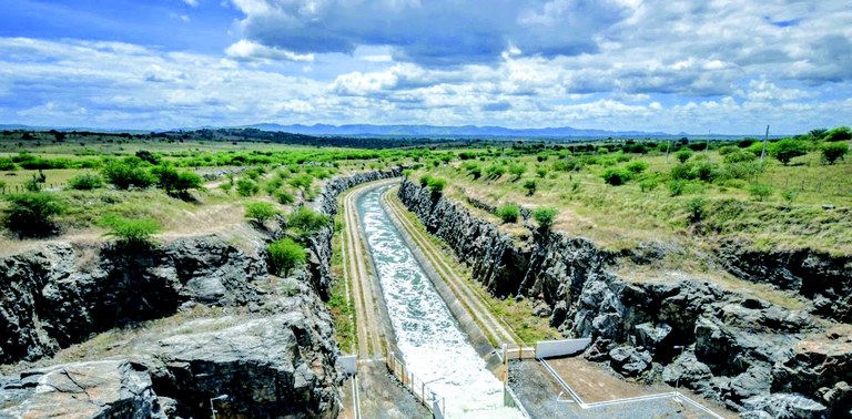 Canal Acauã-Araçagi Foto José Marques Secom PB.jpg