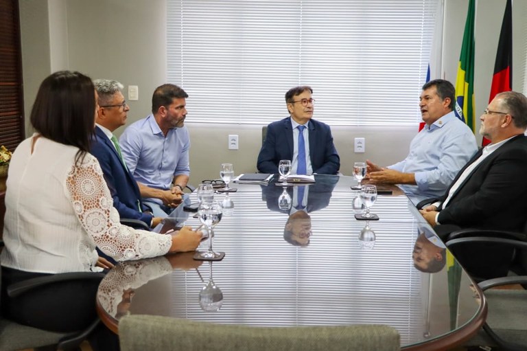Reunião OAB+Famup_Foto - Divulgação OAB-PB.jpg