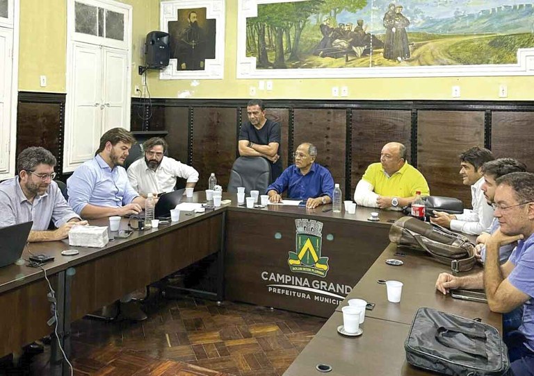 Prefeito-Bruno-Cunha-Lima-e-vereadores-de-CG.jpg