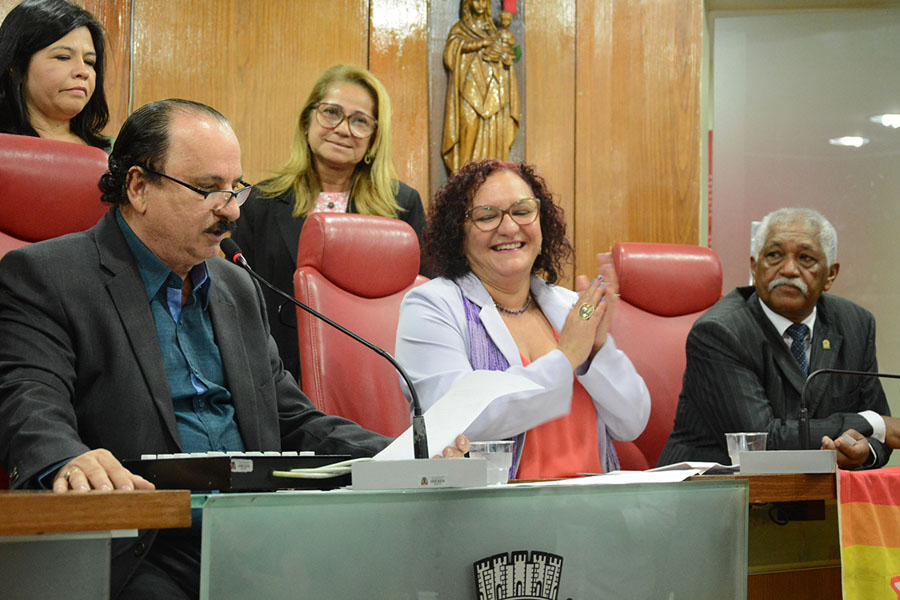 Posse-da-Vereadora-Sandra-morrocos-05-07-2016-035-1.jpg