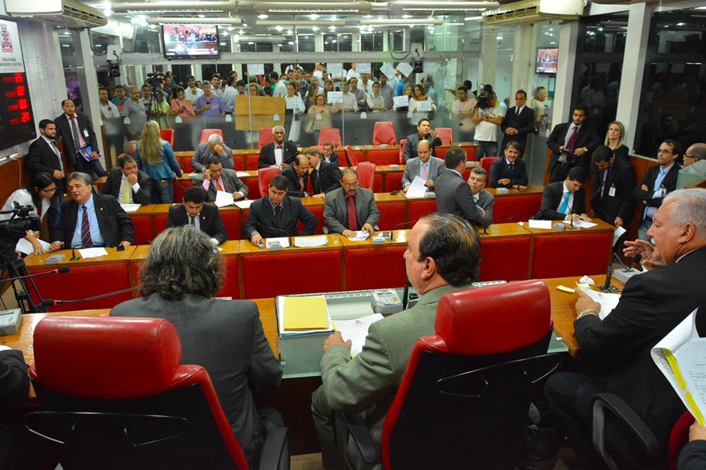 Sessão-Ordinária-30-03-2016-Olenildo-157-Cópia-1.jpg