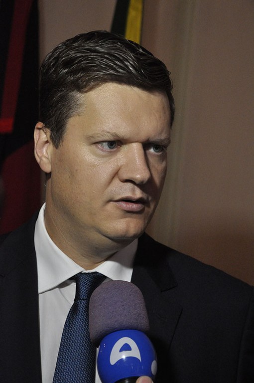 2 Elton Borgonovo.jpg