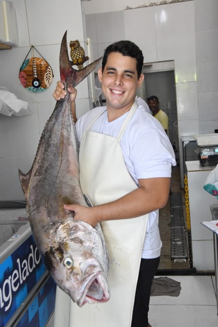 Netinho: maioria das vendas são de entrega em domicílio | Foto: Roberto Guedes