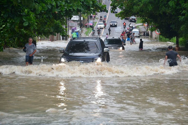 FOTO 004 - chuvas_transtornos-rio_cuiá-foto-edson_matos  (44).JPG