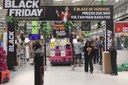 202511.11_black friday ferreira costa © Roberto Guedes (87).JPG