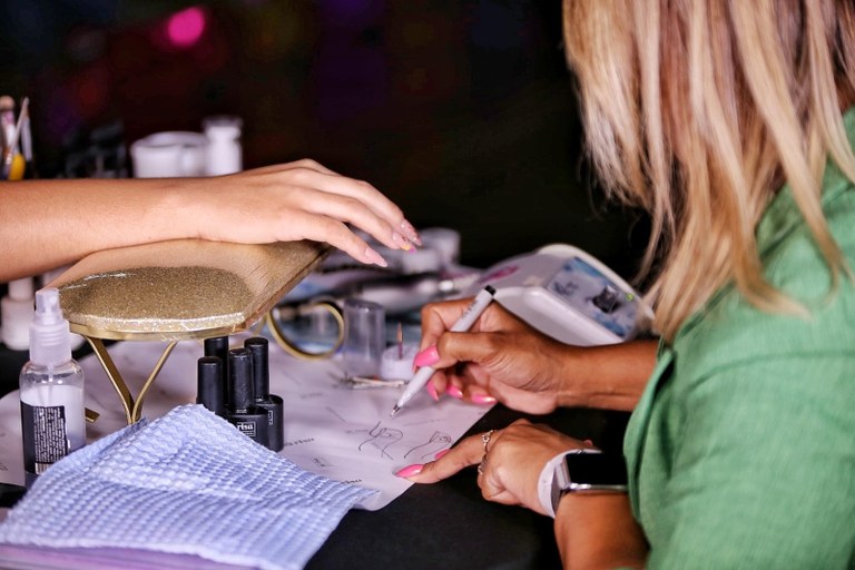Manicure - Foto Sebrae.jpg