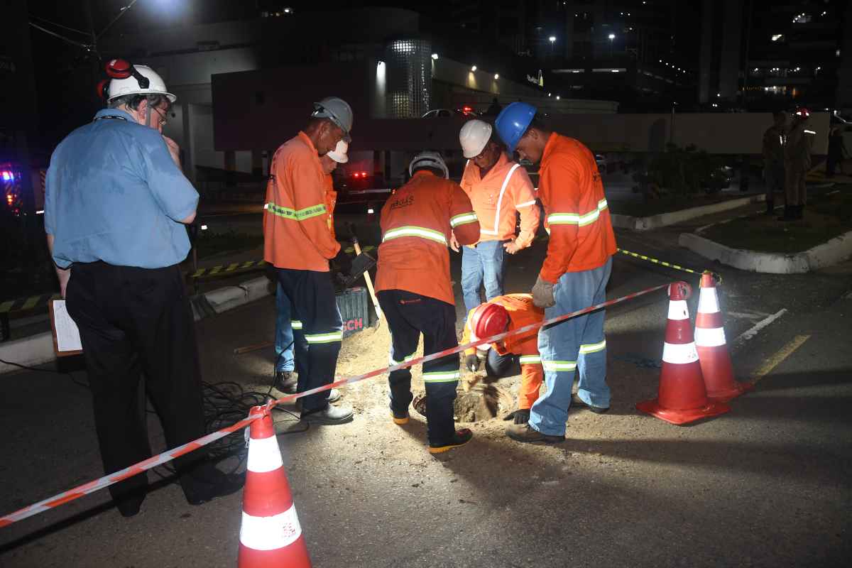 VAZAMENTO DE GÁS NA EPITACIO PESSOA-F-ORTILO ANTÔNIO (73).jpg
