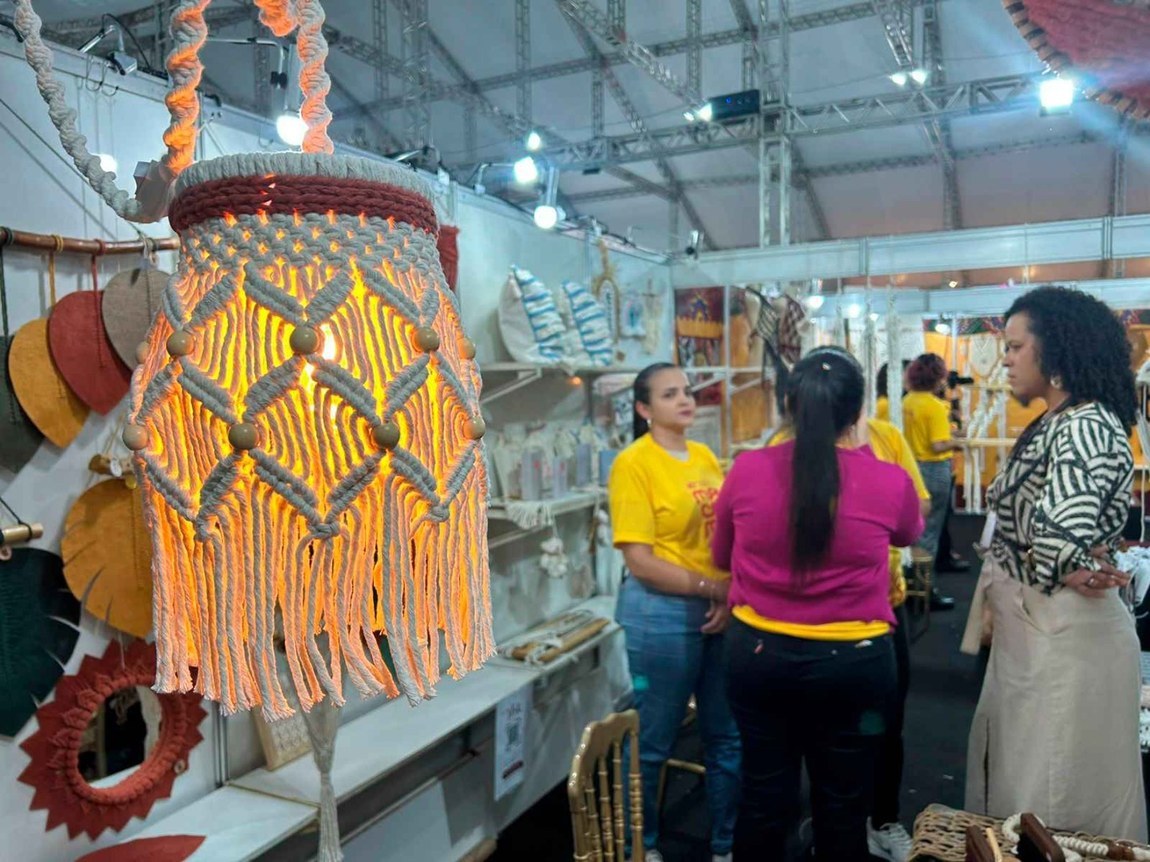 Salão do Artesanato vende quase R$ 500 mil na primeira semana