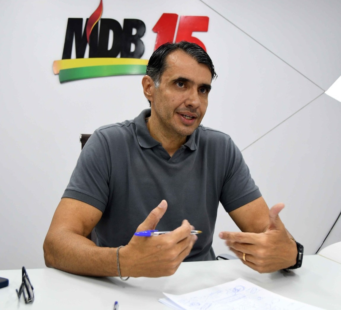 Com pautas voltadas ao trabalhador, André Gadelha tentará vaga no Senado