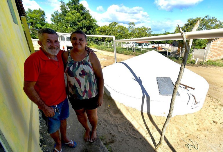 Governo entrega cisternas para 19 famílias de Logradouro