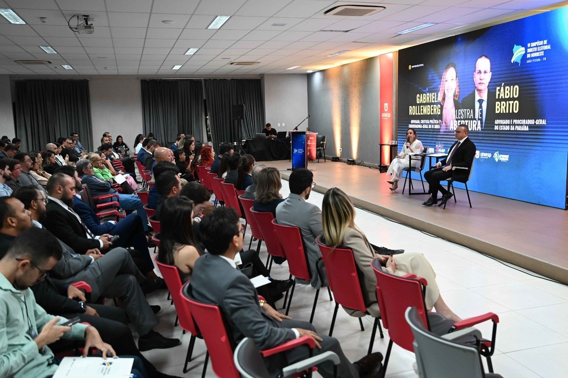 Simpósio em JP debate eleições e ambiente digital