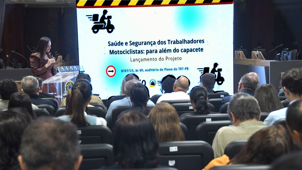 TRT-13 lança projeto para motociclita trabalhador