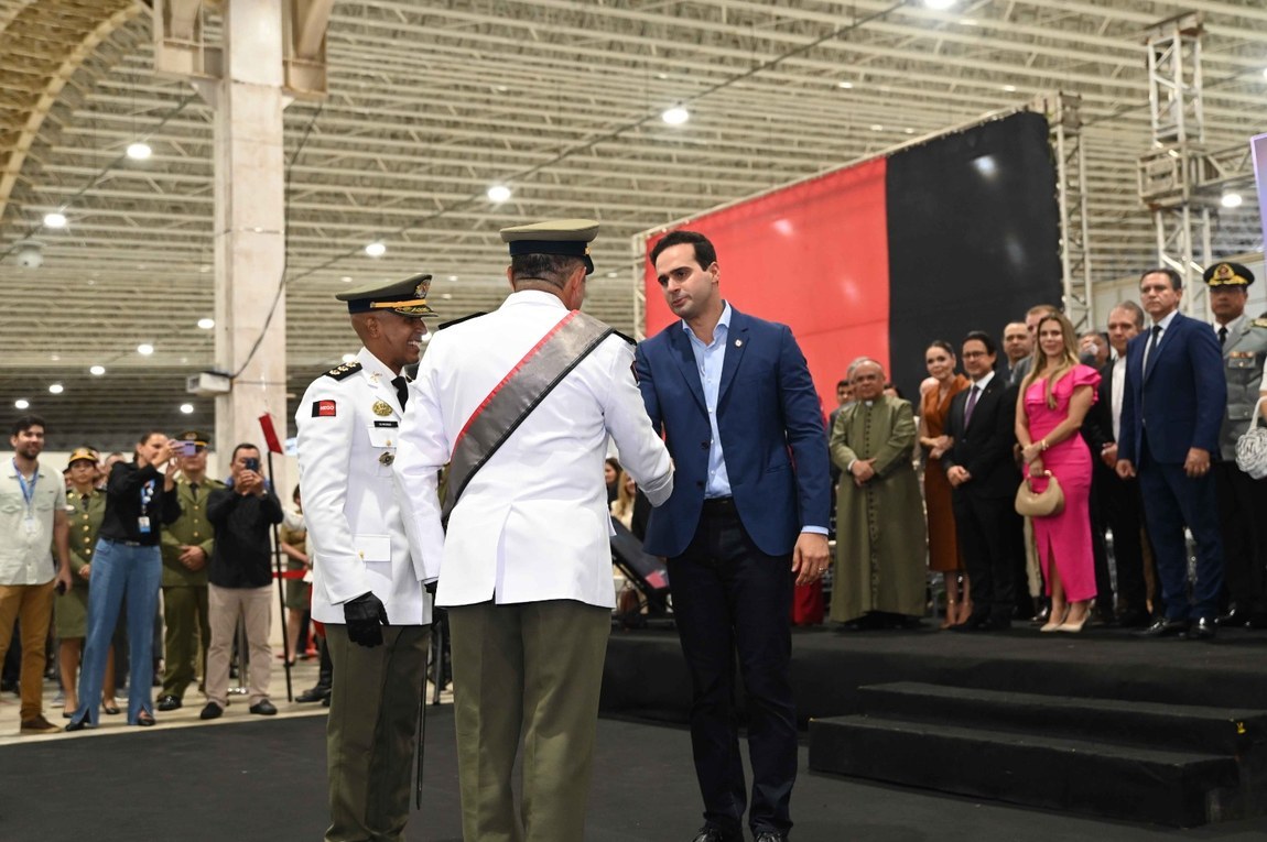 Lucas empossa o novo comandante da PMPB